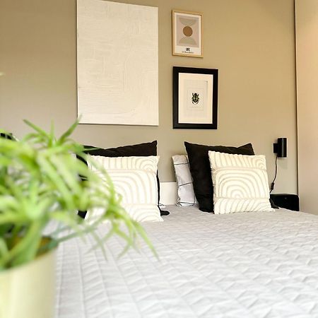 Bed & Breakfast Waterpoort - Incl Gratis Licht Ontbijt En Parking Sneek Extérieur photo