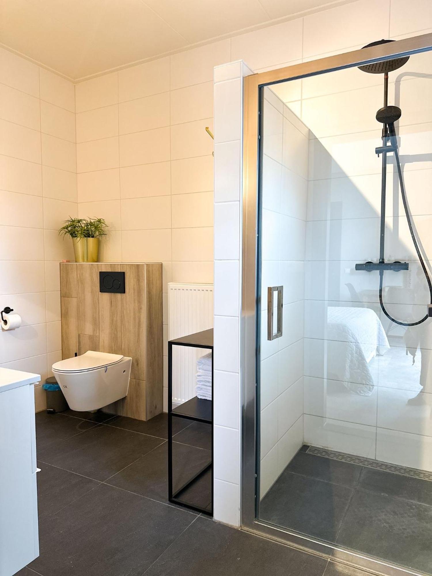 Bed & Breakfast Waterpoort - Incl Gratis Licht Ontbijt En Parking Sneek Extérieur photo