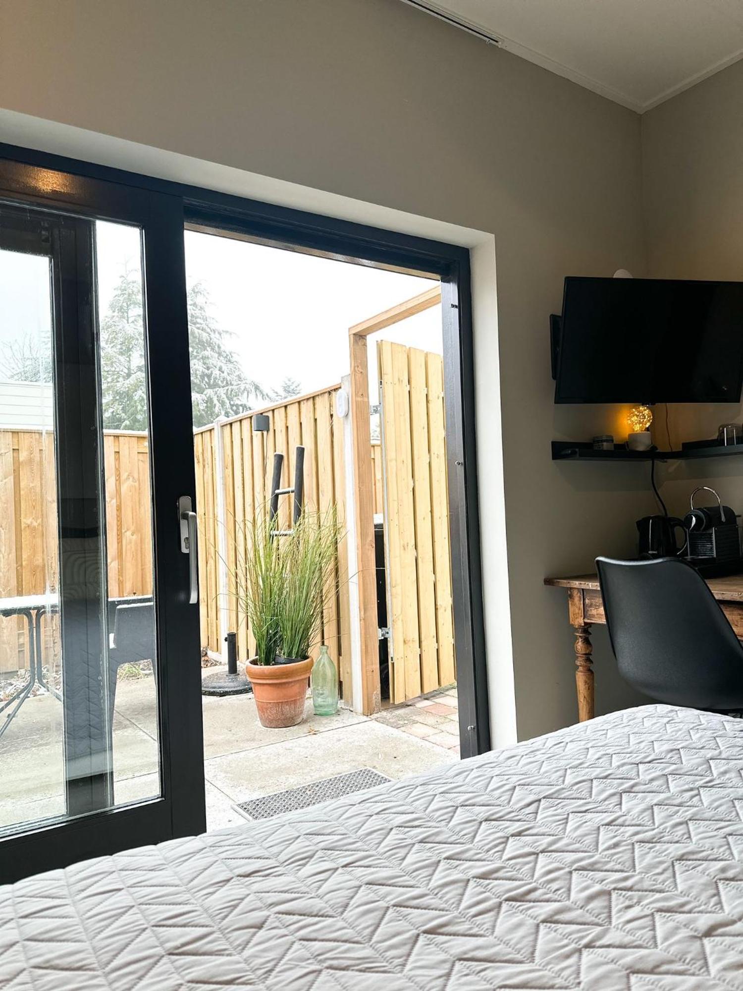 Bed & Breakfast Waterpoort - Incl Gratis Licht Ontbijt En Parking Sneek Extérieur photo